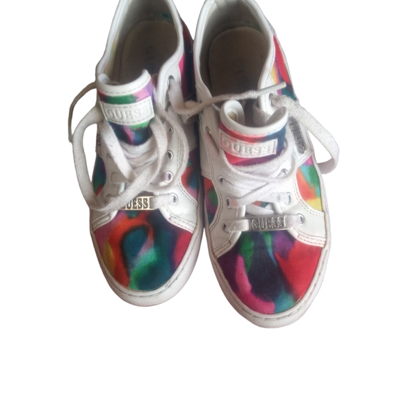 GUESS customized rainbow shows - Picture 3 of 8